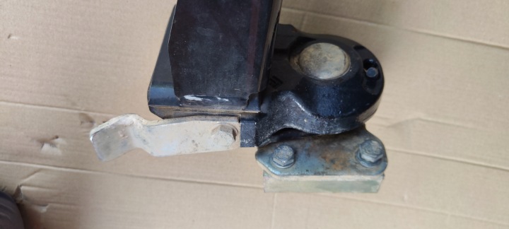 DEUTZ-FAHR 6130 TTV AILE ROTATIF DROIT COMPLET 520MM 0.011.0966.0