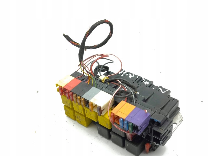 MERCEDES-BENZ AVEC W220 2001 CHÂSSIS MODULE FUSIBLES