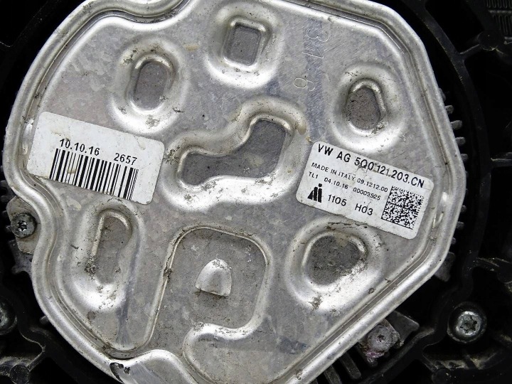 PANNEAU AVANT POUTRE RADIATEURS ENSEMBLE AUDI A3 8V LIFT 2.0 TDI 5Q0121251GD