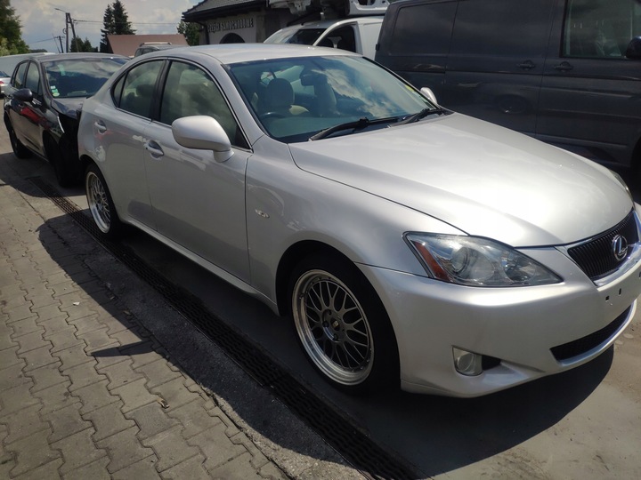 LEXUS IS II IS250 PARTE DELANTERA PARAGOLPES CAPO ALETA FARO 1G1 REJILLA RADIADORES 