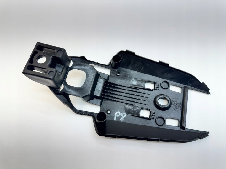 APRILIA RS 660 REMPLISSAGE DÉFLECTEUR D'AIR FIXATION UCHWT