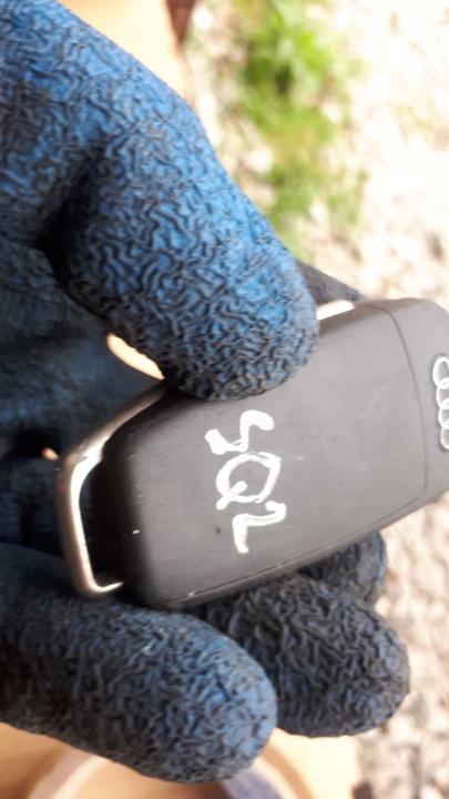SQ2 Q2 81A CLÉ TÉLÉCOMMANDE 434MHZ 81A837220D