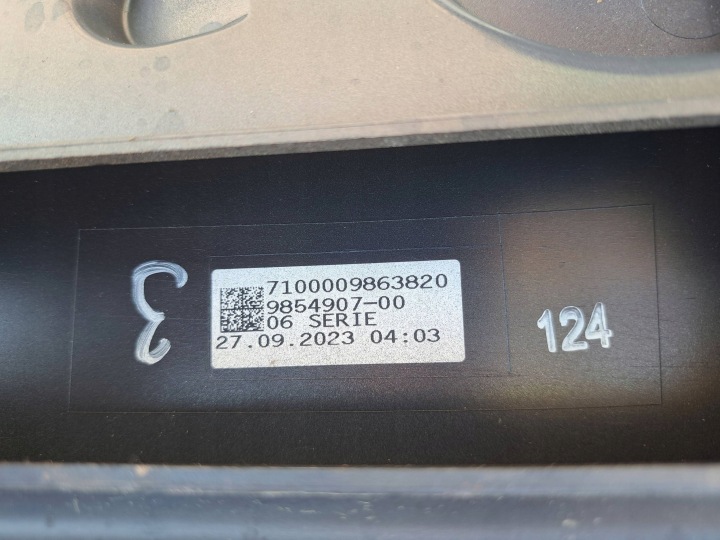 COUVERCLES DE COFFRE ARRIÈRE ARRIÈRE BMW IX I20 9854907