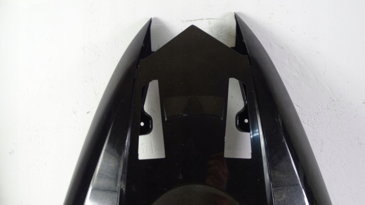 P694 KAWASAKI ZX-10R ZX10R QUEUE PLASTIQUE DÉFLECTEUR D'AIR PROTECTION