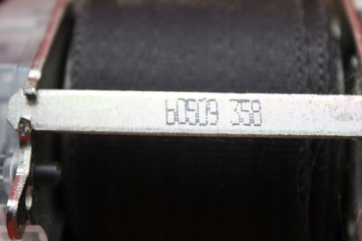 CEINTURE DE SÉCURITÉ GAUCHE AVANT EUROPE 7S2610-P SUBARU LEGACY 5 V 09-13