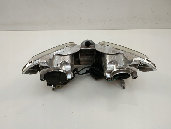 YAMAHA X-MAX 125 09-13 PROJECTEUR PHARE AVANT