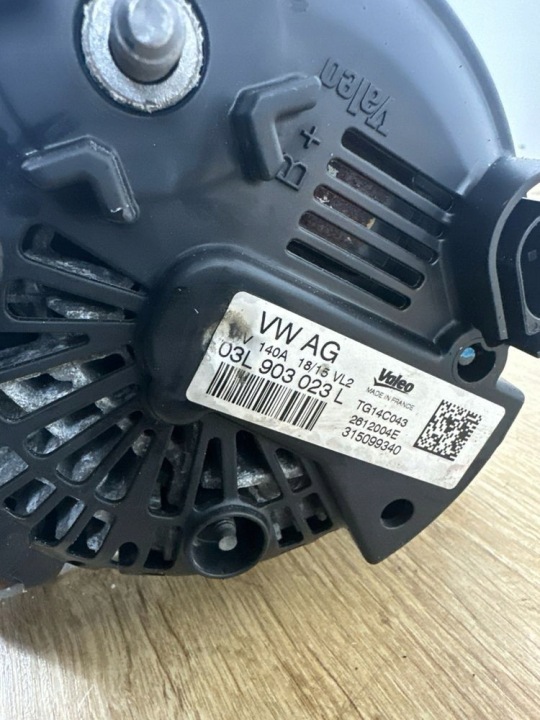03L903023L VW PASSAT CC LIFT ALTERATOR 2.0 TDI