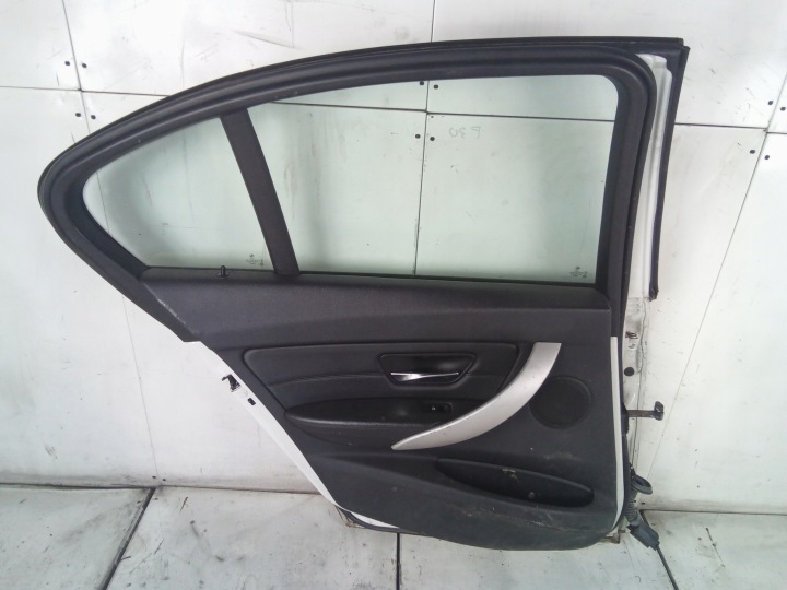 K908 PORTES GAUCHE ARRIÈRE BMW F30 ALPINWEISS 3