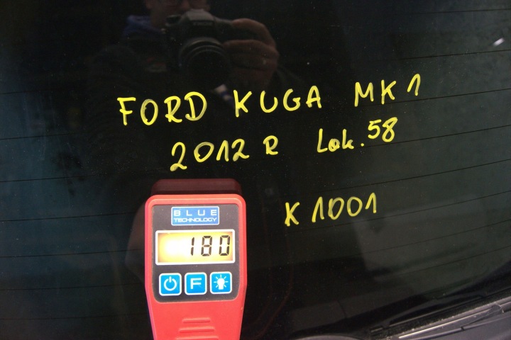 FORD KUGA MK1 COUVERCLES DE COFFRE ARRIÈRE COUVERCLES DE COFFRE 58 (K1001)