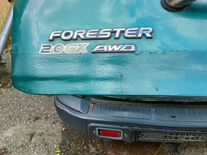 SUBARU FORESTER I 97-00 1999 R. 8G2 COUVERCLES DE COFFRE ARRIÈRE COUVERCLES DE COFFRE