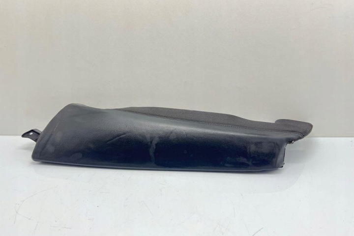 ARRIÈRE DROITE PROTECTION PRÈS DRZWIACH AUDI 4G0885703 3.0L DIESEL 2011