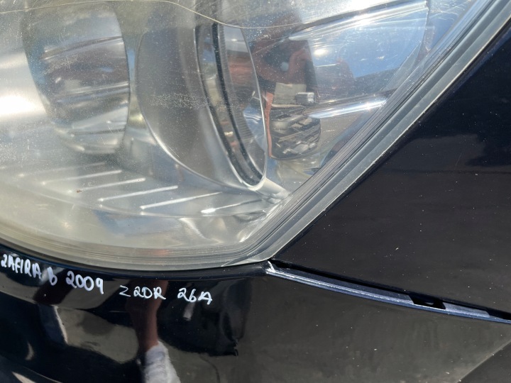 OPEL ZAFIRA B PHARE GAUCHE AVANT GAUCHE AVANT