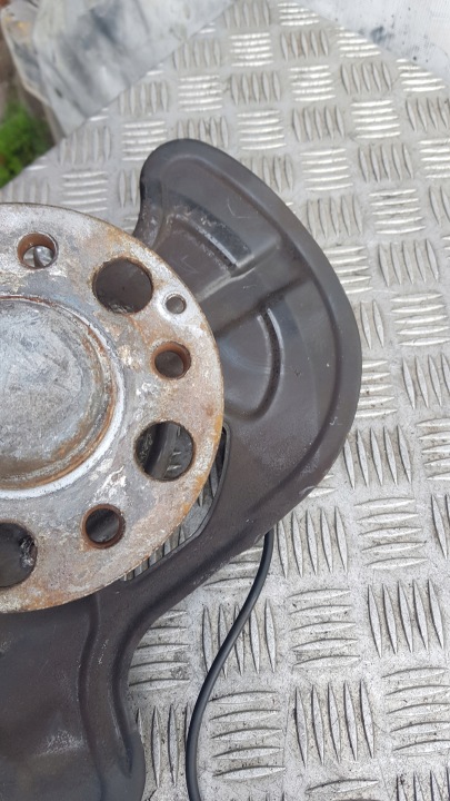 MERCEDES W204 2.2 CDI ROTULE DE DIRECTION GAUCHE OU DROITE AVANT