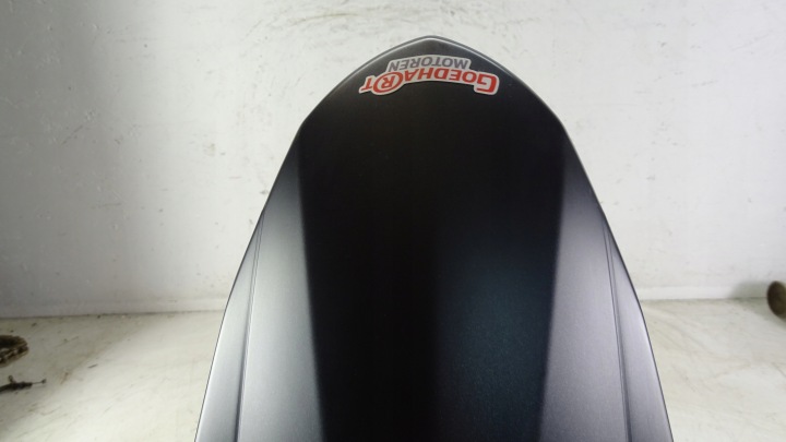 M34 KAWASAKI VERSYS KLZ 1000 15-21 AILE PASSAGE DE ROUE AVANT 35004-0340
