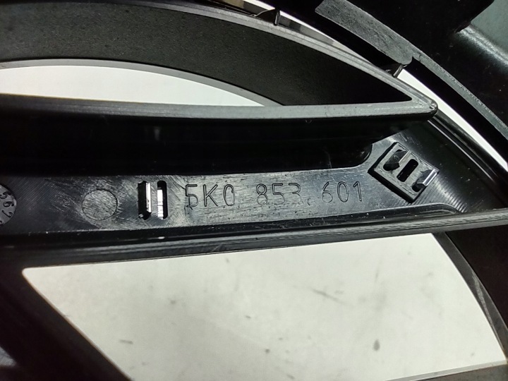 GRILLE CALANDRE PARE-CHOCS 5K0853601 VW GOLF VI 5K 2009-2013R. ORIGINAL CHROME