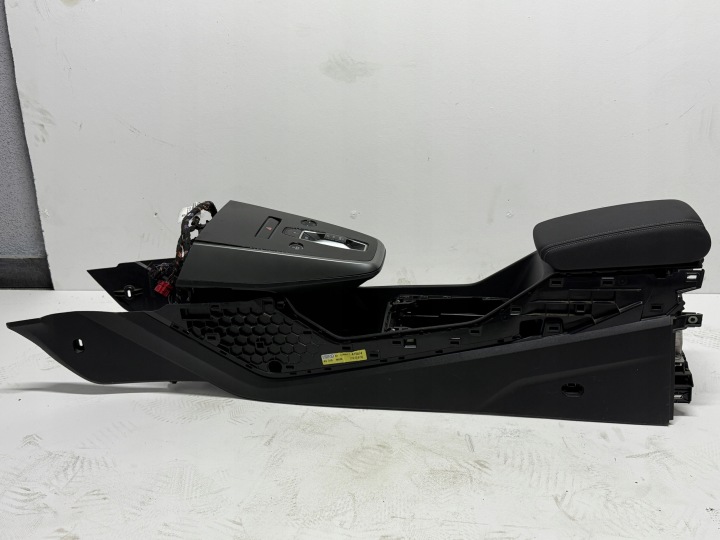 TUNNEL ACCOUDOIR AUDI Q4 E-TRON 22R EUROPE ORIGINAL 89A863242A 4PK