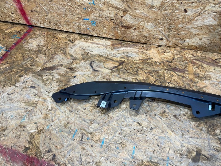 MAZDA CX30 CX-30 19- POUTRE RENFORCEMENT SUPPORT PARE-CHOCS AVANT AVANT