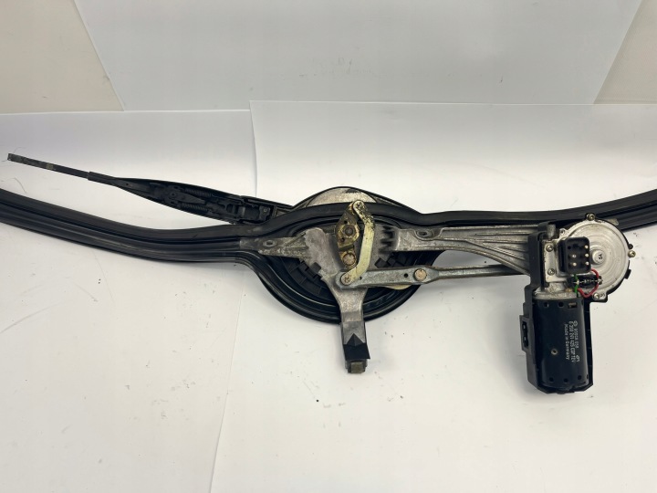 MÉCANISME PETIT MOTEUR ESSUIE-GLACES AVANT VITRES MERCEDES W124 E-KLASA 1993-