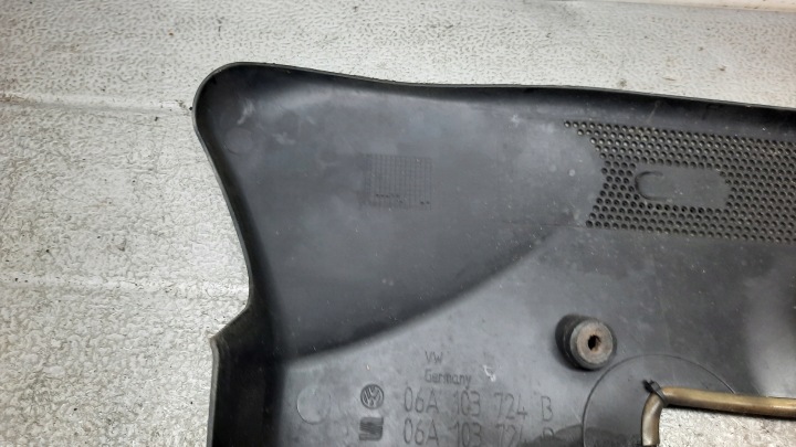 PROTECTION MOTEUR SKODA OCTAVIA I 99R 1.8B HAYON 06A103724B