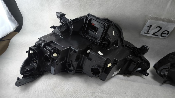RENAULT MEGANE IV COMPLET LED GAUCHE DROIT PROJECTEUR 260601093R 260103857R