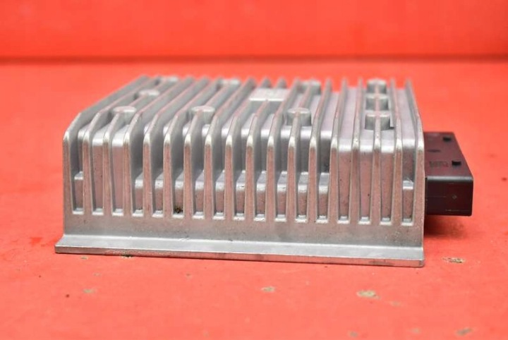 AMPLIFICATEUR RADIO AM2T18B849AB FORD GALAXY MK2 MK3 11R