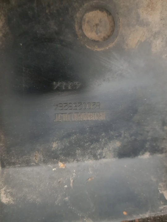 PARE-CHOCS AVANT RENAULT MODUS SUR 2005 8200259268