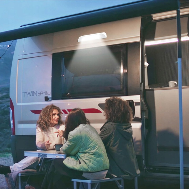 PHARE LED 12V VERS VESTIBULE SUR PORTES REMORQUES EXTÉRIEUR VERS CAMPING-CAR