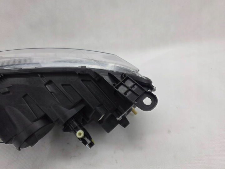 DACIA DUSTER II 2 2017+ PHARE PROJECTEUR AVANT DROITE LED EUROPE 260101133R
