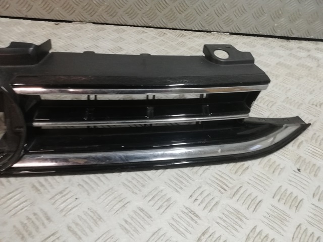 WW GOLF SPORTSVAN LIFT GRILLE CALANDRE 510853653H