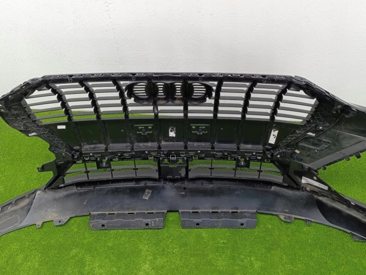 AUDI Q3 II 2 S-LINE 83A PARE-CHOCS AVANT AVANT ANGLE DROIT GRILLE 18-