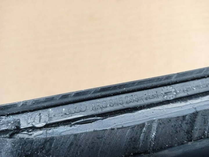AUDI Q5 8R VITRE CARROSSERIE GAUCHE ARRIÈRE 8R0845299