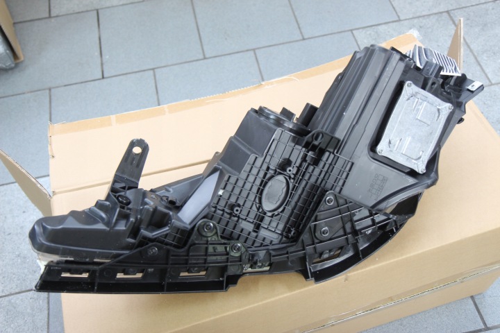 PREMIUM PROJECTEUR PHARE AVANT PRAWY+LEWY CHRYSLER PACYFICA 2016-2020R. USA