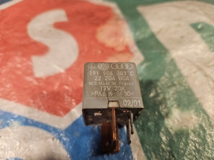 167 RELAIS VW AUDI 191906383C 22204004 WL0 12V 20A