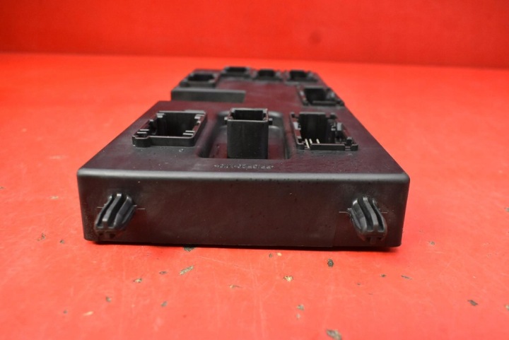 BOÎTE FUSIBLES FUSIBLE GX73-14F041-AJ JAGUAR XE X760 2.0 D 180 KM 14-19