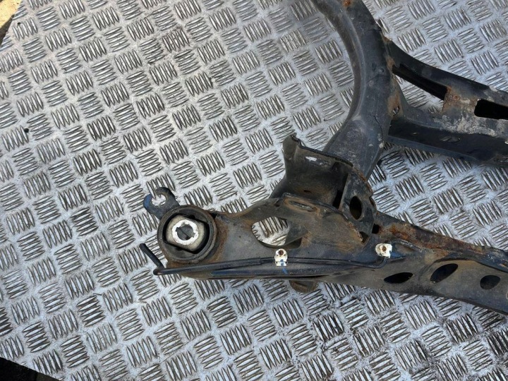 SUSPENSION CHÂSSIS CHÂSSIS ARRIÈRE AUDI VOLKSWAGEN SKODA 3Q0505235AH