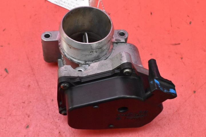 PAPILLON DES GAZ 03L128063Q VW GOLF 6 VI 1.6 TDI 105 KM 08-15