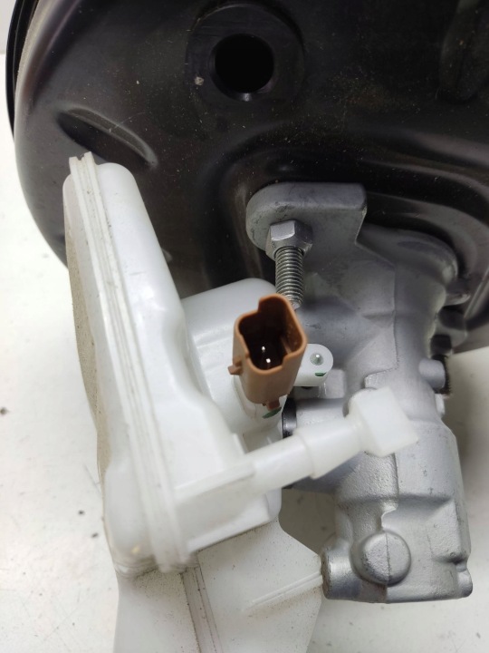 OPEL MOKKA B 2024 SERVO FREIN 9824391180
