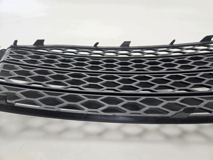 AUDI TT RS 2006 2014 GRILLE PARE-CHOCS AVANT GAUCHE 8J0807681G