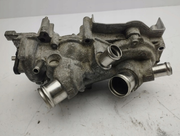 SEAT LEON IV 2021 POMPE À EAU