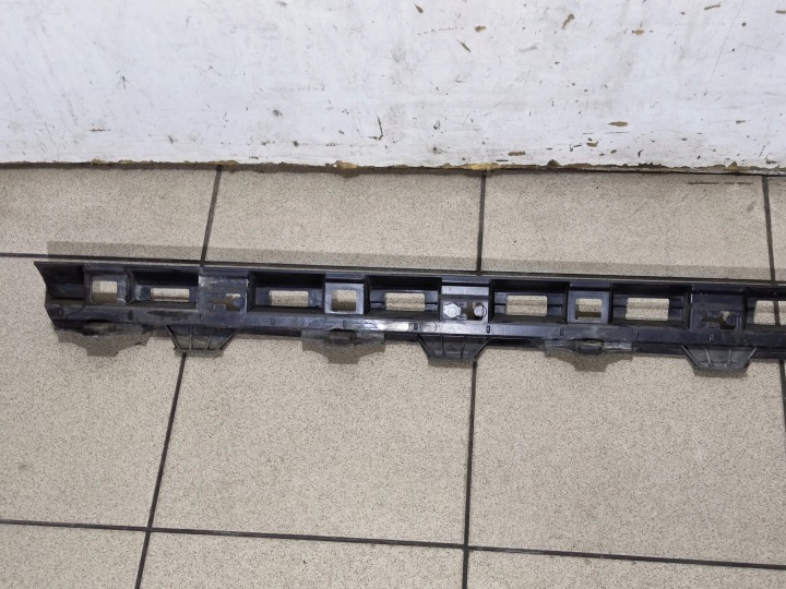 FIXATION SEUIL VW PASSAT B8 (3G2) 3G0853946 2.0L DIESEL 110KW 2016