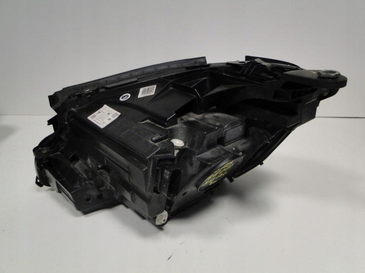 MERCEDES PHARE AVANT DROITE E CLASSE 213 A2139062606 MULTIBEAM