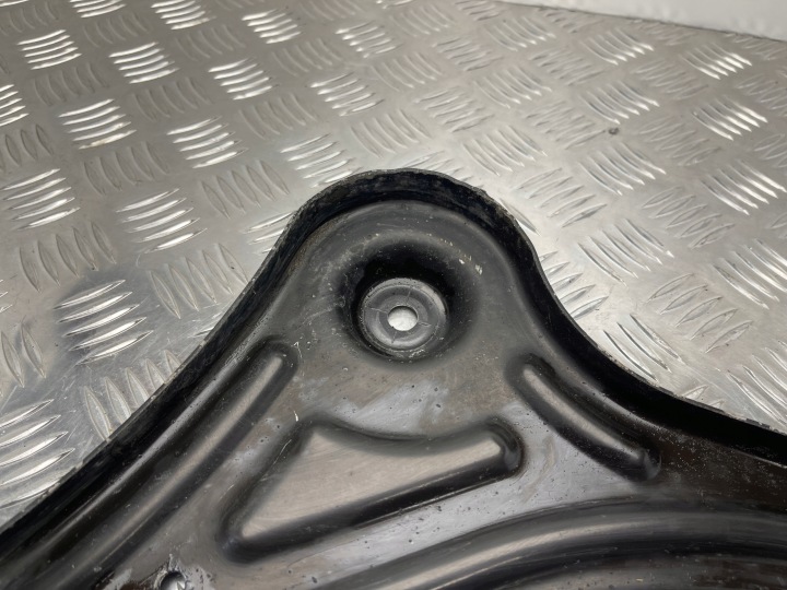 BMW X3 F25 FIXATION ZAWISZENIA GAUCHE ARRIÈRE 6790567