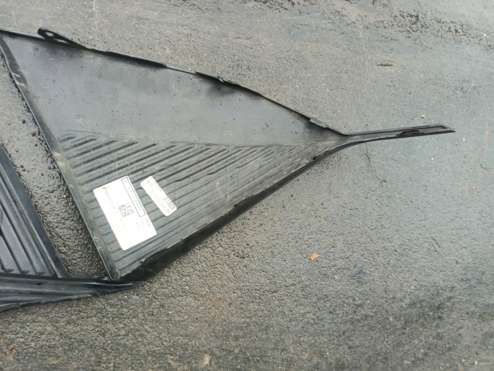 PEUGEOT 408 GRILLE PARE-CHOCS GAUCHE AVANT 9840751080