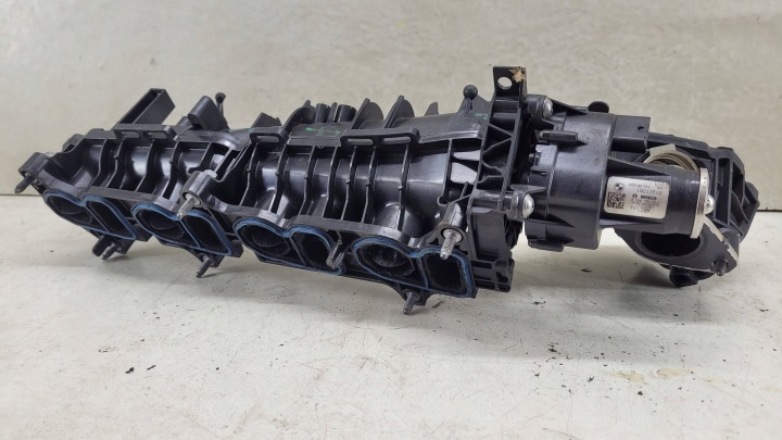 BMW G01 G02 G05 G20 G21 G30 G31 G32 COLLECTEUR ADMISSION 8579245