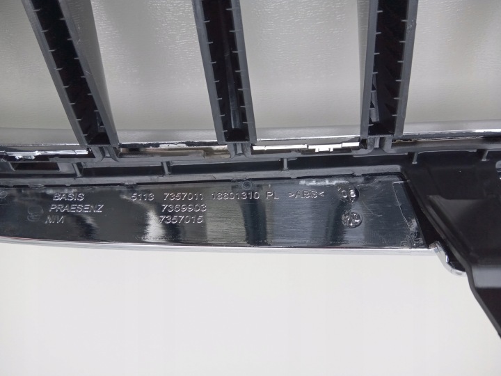 GRILLE RÉSERVOIR CALANDRE GAUCHE CHROME BMW 7 G11 G12