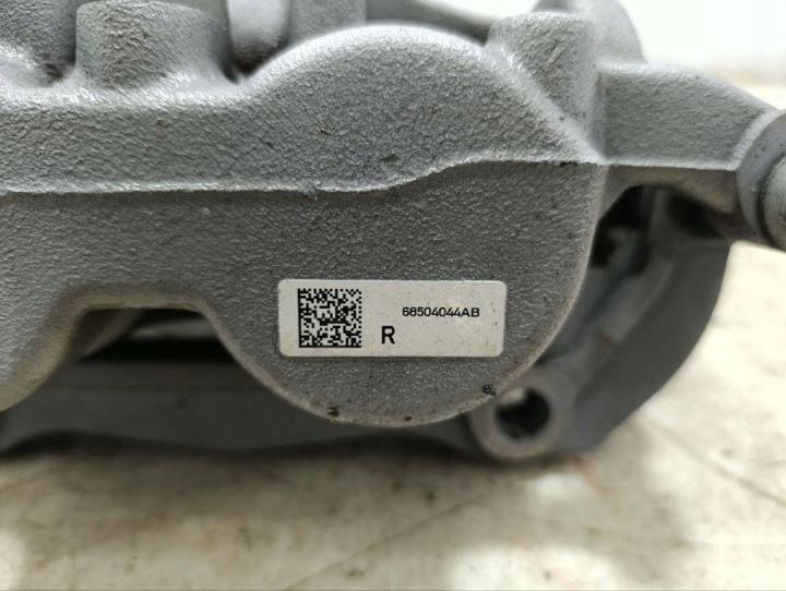 ÉTRIER DE FREIN FREINS JEEP GRAND CHEROKEE V 2022 AVEC AVANT SUR DROITE 68504044AB