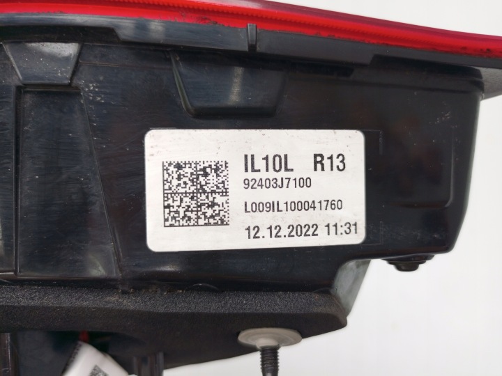 KIA CEED III 3 UNIVERSEL 18- PHARE ARRIÈRE GAUCHE GAUCHE ARRIÈRE DANS COUVERCLE DE COFFRE 92403-J71 ÷