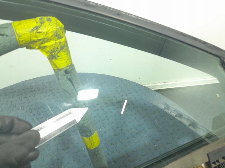 AUDI A4 B7 ÉLÉVATEUR CHÂSSIS VITRES AVANT AVANT DROITE 8E0837630