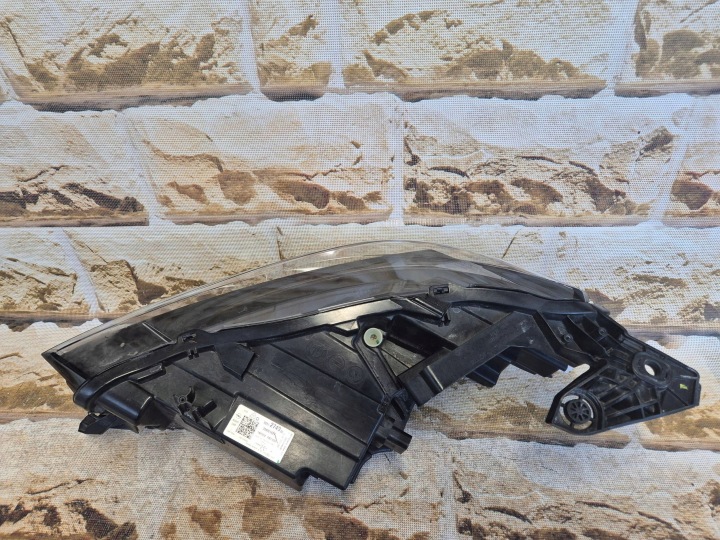 PROJECTEUR AVANT CÔTÉ DROITE OPEL CORSA F LIFT COMPLET LED LENTILLE