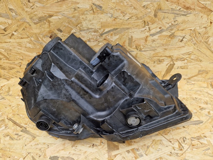 PHARE GAUCHE AVANT VW TRANSPORTER T6 CARAVELLE